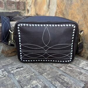 Countryside Co Boot Stitch Western Cowgirl Leather Shoulder Bag Purse Dark Brown